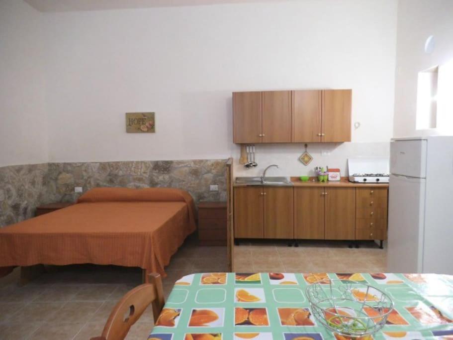 Monolocale Studio Quintino Castellammare del Golfo Luaran gambar